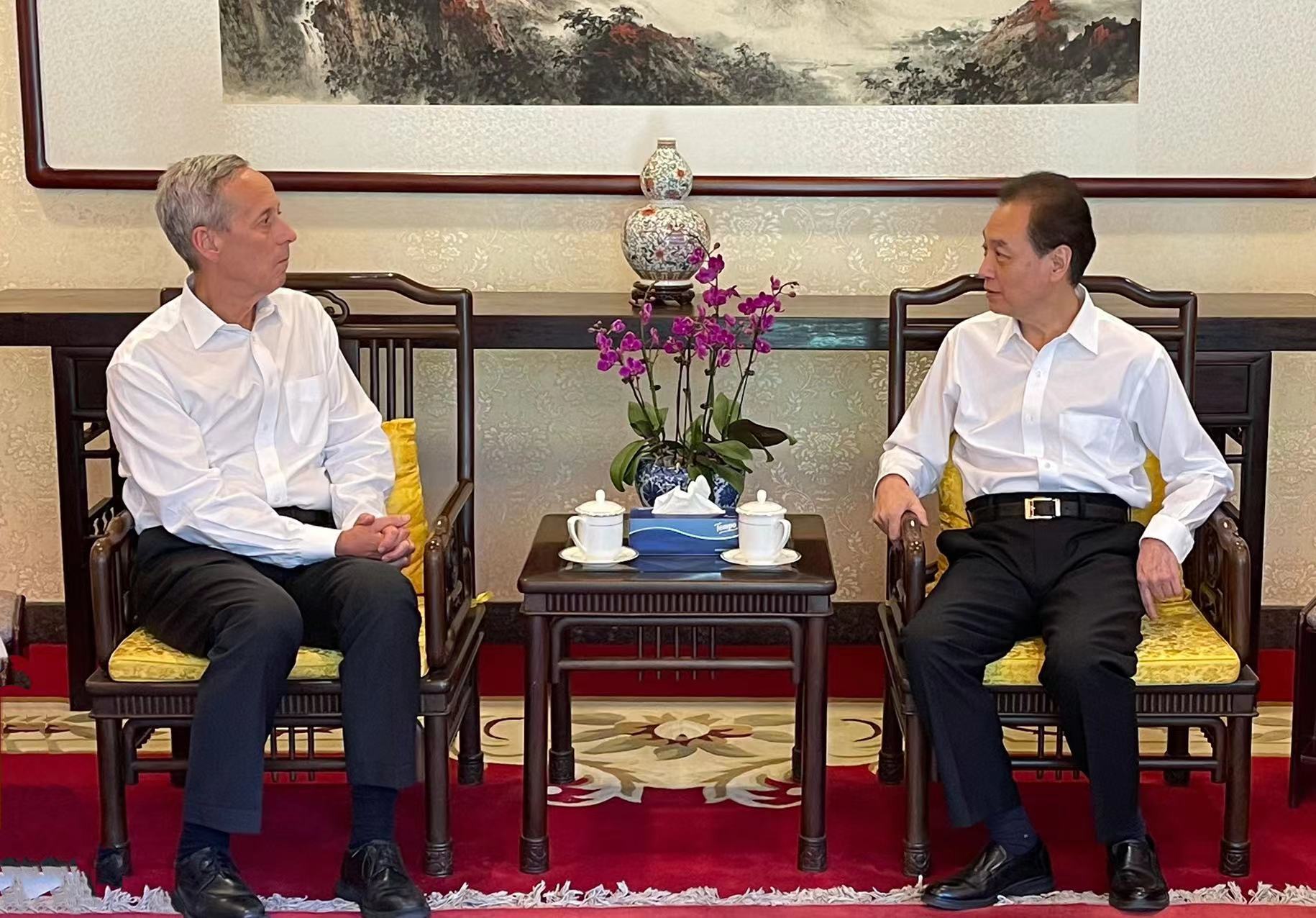 王超会长会见美中贸易全国委员会会长艾伦